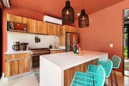 Casa Lush | Pvt Pool | Rooftop | 10 Min to Beach