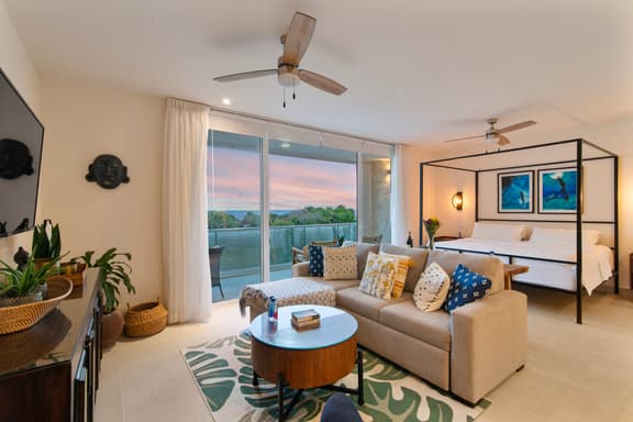 Oceanfront Paradise In Akumal Beach Access