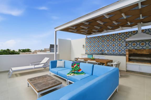 Ocean View Haven | Walk to Beach | Private Rooftop