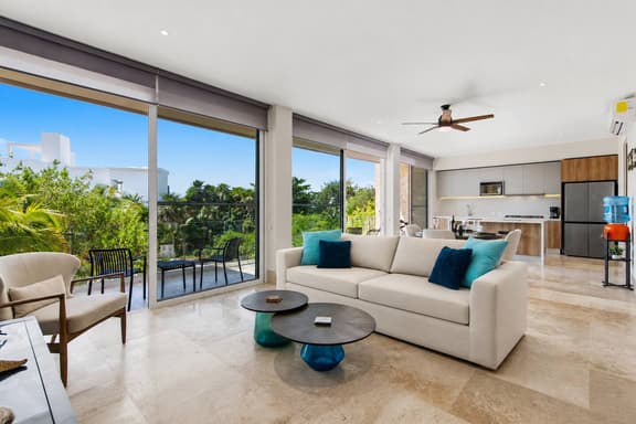 Akumal Seas | 2 Min Walk to Beach | Rooftop Pools